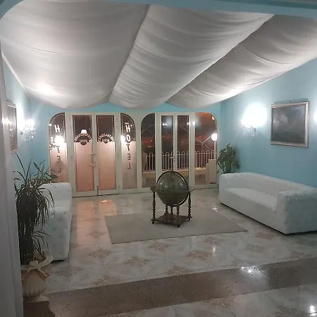 Szálloda Porto Azzurro 3*