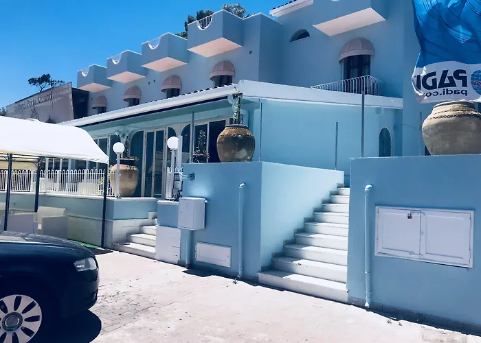 Hotel Porto Azzurro 3*