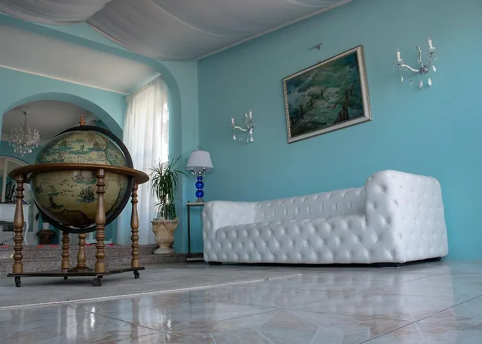 Porto Azzurro Hotel 3*