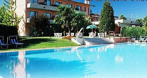 מלון Porto Azzurro