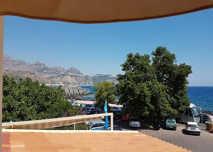 Porto Azzurro מלון גיארדיני נאקסוס