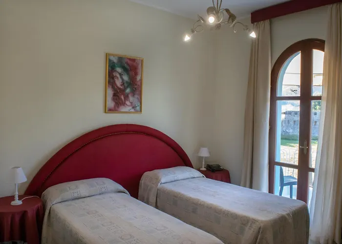 Porto Azzurro Giardini-Naxos